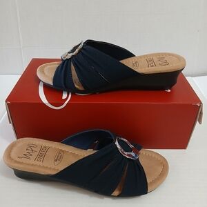 Impo Women's Navy  Sandals Size 8M
